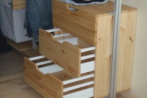 šatna masív borovice ,olejováno